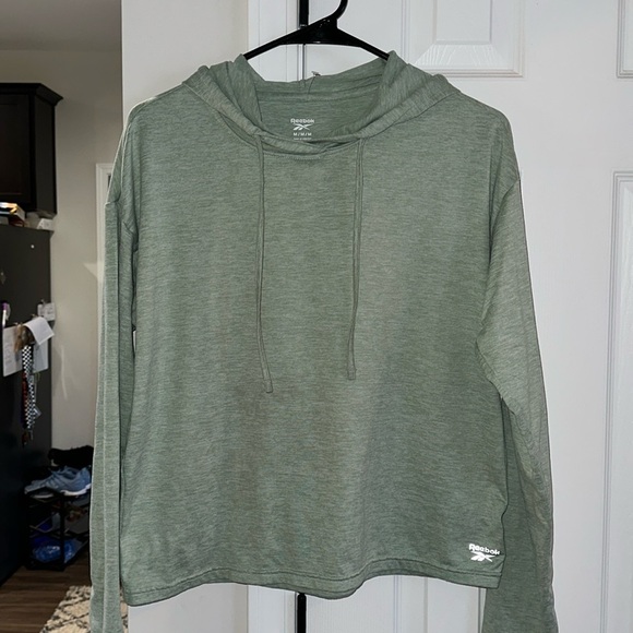NwOT Reebok hoodie - Picture 1 of 6